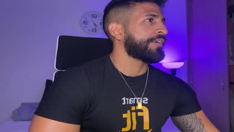 Snapshot of samdornan chatting on 02/06/25, 12:33 Sam Dornan online show from 02/06/25, 12:33