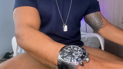 Snapshot of samdornan chatting on 02/08/25, 07:05 Sam Dornan online show from 02/08/25, 07:05