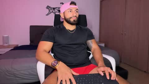 Snapshot of samdornan chatting on 02/15/25, 12:04 Sam Dornan online show from 02/15/25, 12:04