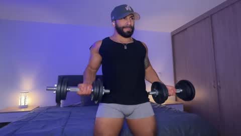 Snapshot of samdornan chatting on 02/18/25, 09:09 Sam Dornan online show from 02/18/25, 09:09