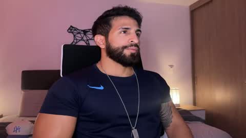 Snapshot of samdornan chatting on 03/02/25, 03:34 Sam Dornan online show from 03/02/25, 03:34