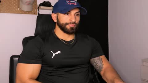 Snapshot of samdornan chatting on 02/12/26, 12:27 Sam Dornan online show from 02/12/26, 12:27