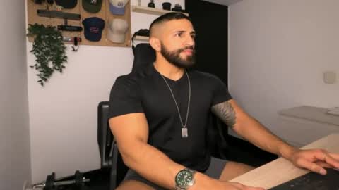 Snapshot of samdornan chatting on 02/15/26, 10:06 Sam Dornan online show from 02/15/26, 10:06