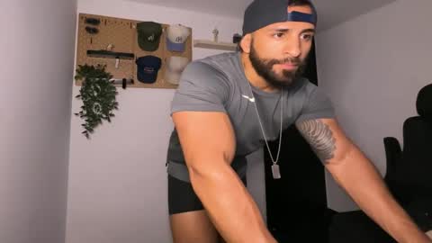 Snapshot of samdornan chatting on 02/28/26, 12:44 Sam Dornan online show from 02/28/26, 12:44