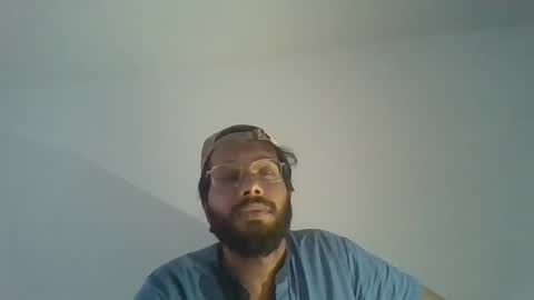 sameerator22960 online show from 11/18/25, 09:41