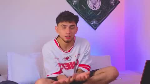 samevansx online show from 11/27/25, 01:02