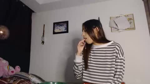 Tami  Gael online show from 11/26/25, 01:50