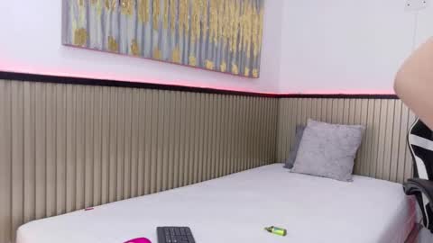 Samanta online show from 02/08/26, 07:39