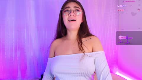 Snapshot of samii_evans chatting on 02/08/25, 10:08 samii evans online show from 02/08/25, 10:08
