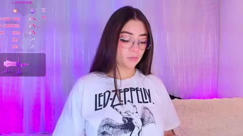 Snapshot of samii_evans chatting on 03/09/25, 02:50 samii evans online show from 03/09/25, 02:50