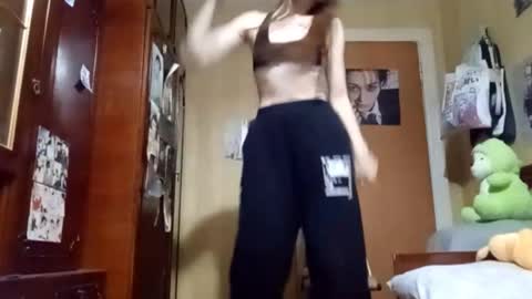 Mira online show from 10/16/25, 03:57