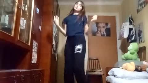 Mira online show from 10/24/25, 03:52