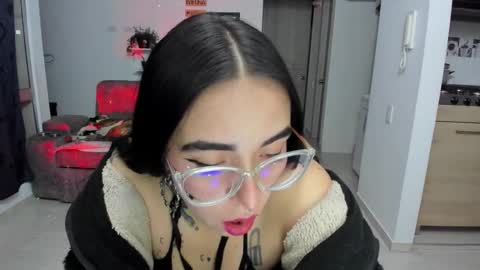 SARA online show from 10/21/25, 01:39