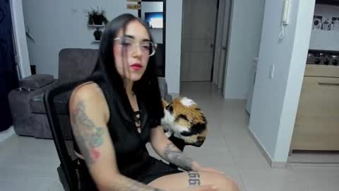 SARA online show from 11/12/25, 11:14