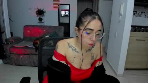 SARA online show from 11/17/25, 01:00