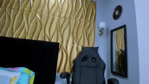 Samantha online show from 11/28/25, 03:14