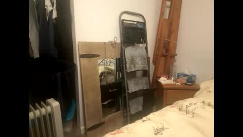 sammcmillan64 online show from 03/15/26, 09:04