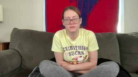 Snapshot of sammieplays chatting on 06/27/26, 02:55 Playful Sammie online show from 06/27/26, 02:55
