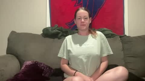 Snapshot of sammieplays chatting on 08/08/26, 12:57 Playful Sammie online show from 08/08/26, 12:57
