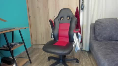 Snapshot of sammy_and_mike_ls chatting on 01/07/25, 01:38 Sophie y Mark online show from 01/07/25, 01:38