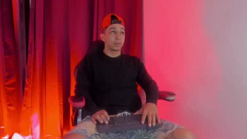 Snapshot of sammy_and_mike_ls chatting on 09/10/25, 10:37 Sophie y Mark online show from 09/10/25, 10:37