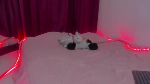 Snapshot of sammy_and_mike_ls chatting on 11/06/25, 11:00 Sophie y Mark online show from 11/06/25, 11:00