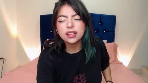 Snapshot of sammy_bunny1 chatting on 09/12/25, 05:07 Samantha online show from 09/12/25, 05:07