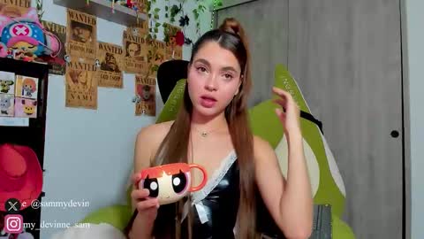 Snapshot of sammy_devinne chatting on 10/30/25, 07:14 sammy devinne online show from 10/30/25, 07:14