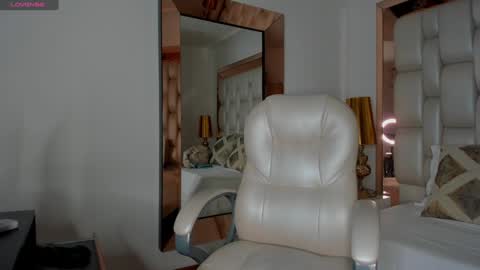 Sammy online show from 12/17/24, 10:32