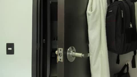 Snapshot of sammy_sophiaa chatting on 11/19/25, 12:32 Sophia online show from 11/19/25, 12:32