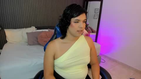 Axel online show from 06/11/26, 08:29