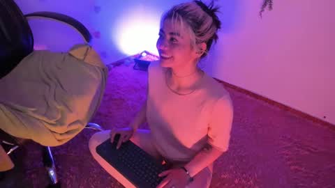   online show from 02/10/25, 05:58