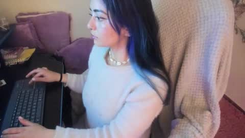   online show from 11/08/25, 09:42