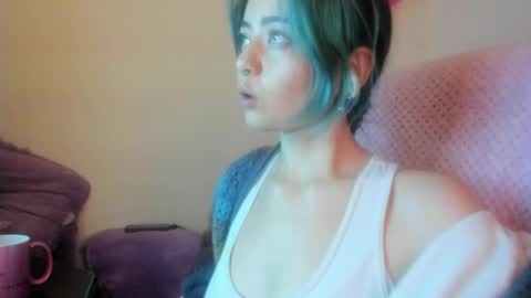   online show from 03/31/26, 06:25