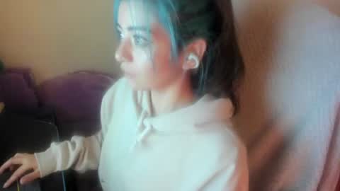  online show from 07/08/26, 05:56