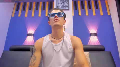 sammy model independiente online show from 10/24/25, 11:17