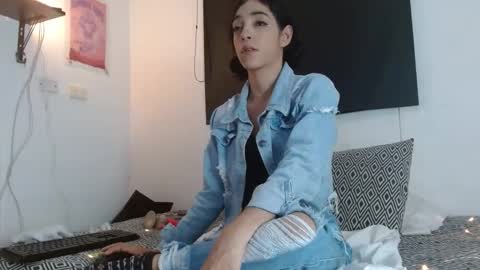 Samantha ferrer online show from 03/08/25, 05:49