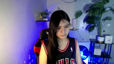 Snapshot of sampaguita_pinayxx chatting on 06/12/26, 08:13 SOFIA online show from 06/12/26, 08:13