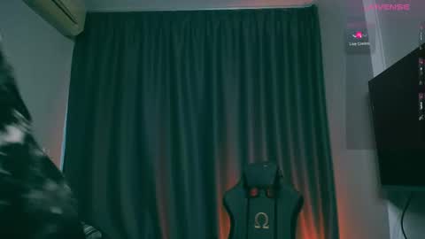 Snapshot of samuel_andrew chatting on 03/02/25, 11:29 Samuel online show from 03/02/25, 11:29