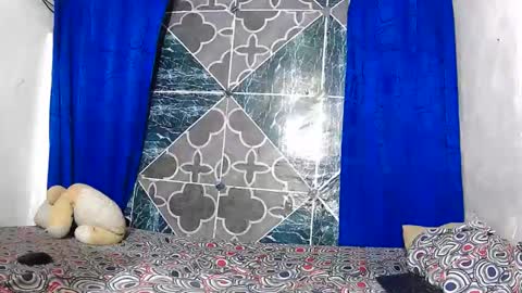 Snapshot of samuel_sincee chatting on 11/25/25, 05:18 Samuel Sincee online show from 11/25/25, 05:18