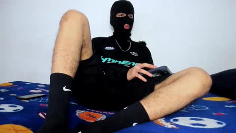   online show from 11/02/25, 06:16