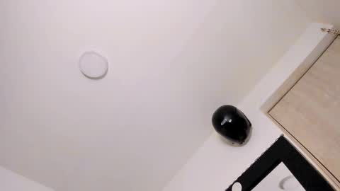   online show from 03/15/26, 10:21