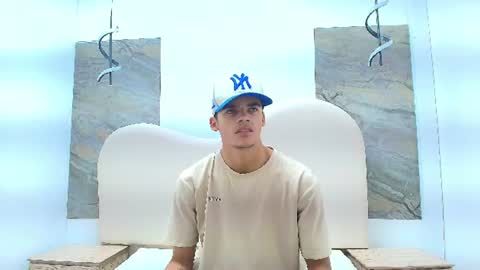 Snapshot of samuel_wyatt chatting on 06/12/26, 12:37 SAMUEL online show from 06/12/26, 12:37