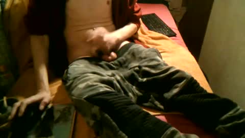 Snapshot of samueltal chatting on 12/25/24, 02:46 samueltal online show from 12/25/24, 02:46