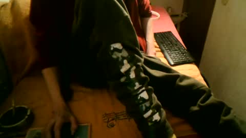 Snapshot of samueltal chatting on 01/06/25, 08:39 samueltal online show from 01/06/25, 08:39