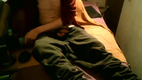 Snapshot of samueltal chatting on 01/15/25, 08:48 samueltal online show from 01/15/25, 08:48