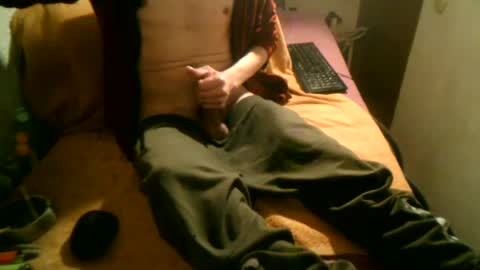 Snapshot of samueltal chatting on 02/18/25, 08:47 samueltal online show from 02/18/25, 08:47