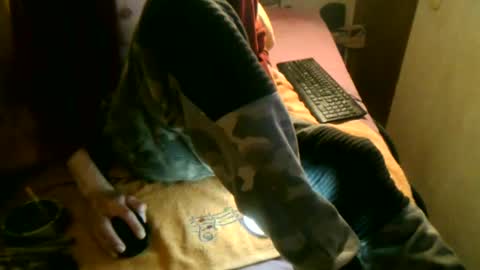 Snapshot of samueltal chatting on 10/12/25, 07:24 samueltal online show from 10/12/25, 07:24