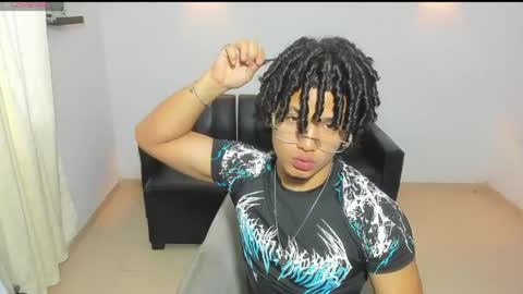 Snapshot of samxx_muscle chatting on 05/30/26, 03:31 samxx_muscle online show from 05/30/26, 03:31