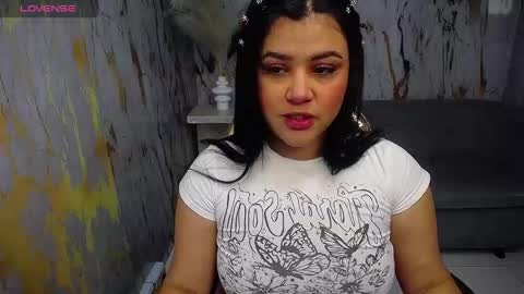 Snapshot of samy_collen_v chatting on 02/10/26, 01:15 Samy online show from 02/10/26, 01:15